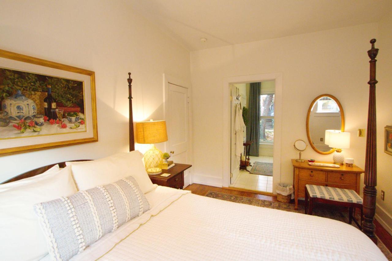 Louisville Bourbon Inn Bilik gambar
