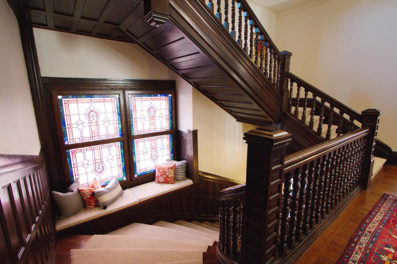 Louisville Bourbon Inn Luaran gambar