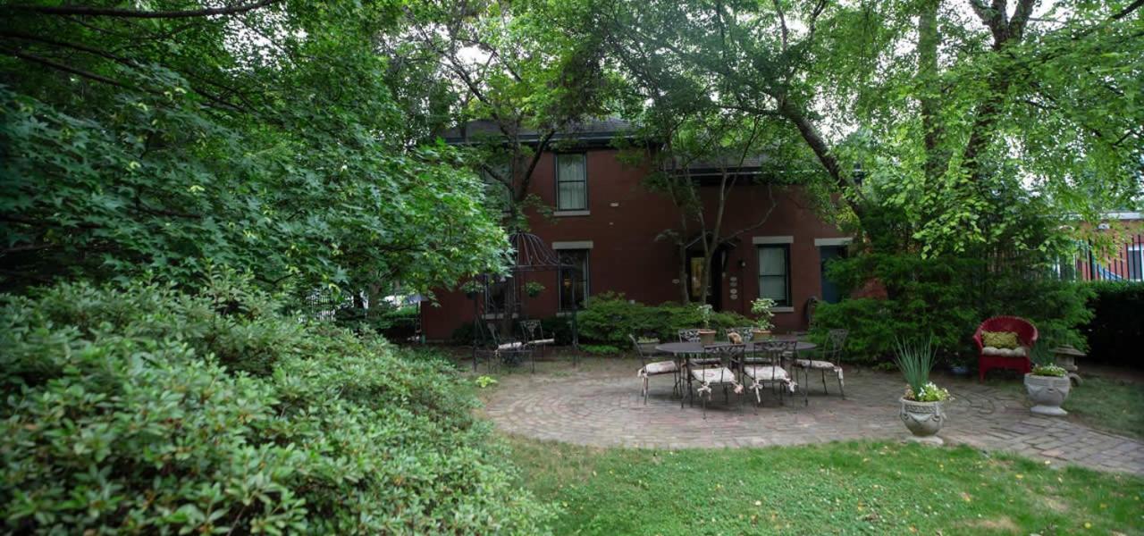 Louisville Bourbon Inn Luaran gambar